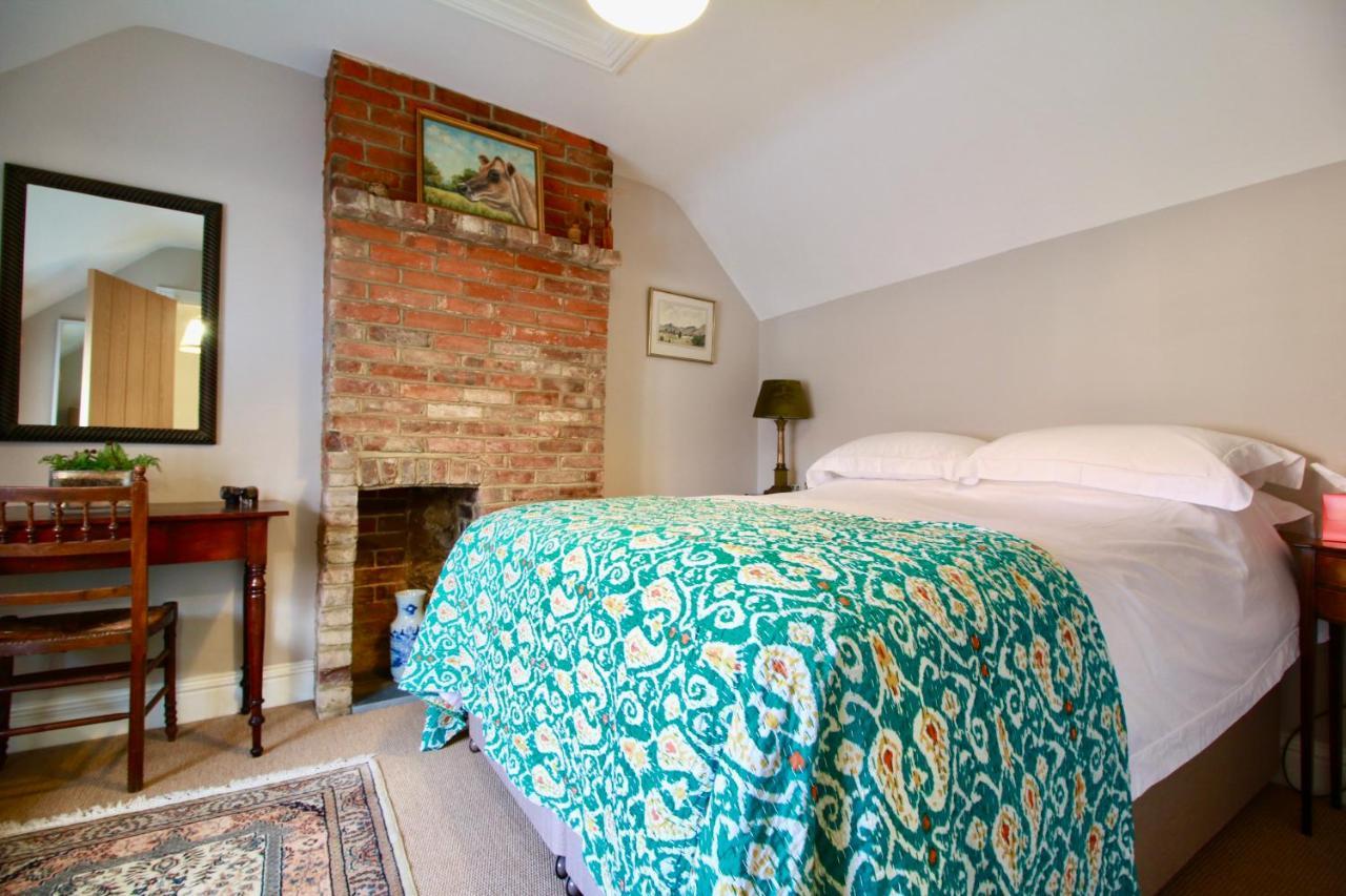 14Th Century Rose Cottage, Centre Of Alfriston By Air Premier Exterior photo